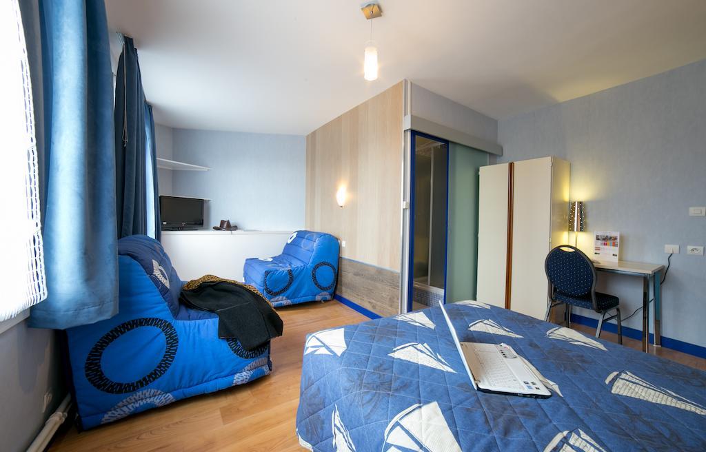 Breizh Hotel Crach Exteriör bild